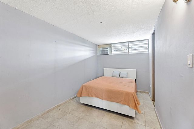 ZURANA ST. COND. JARDINES DE BERWIN APT. D-402, San Juan, PR 00924
