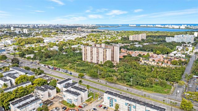 ZURANA ST. COND. JARDINES DE BERWIN APT. D-402, San Juan, PR 00924