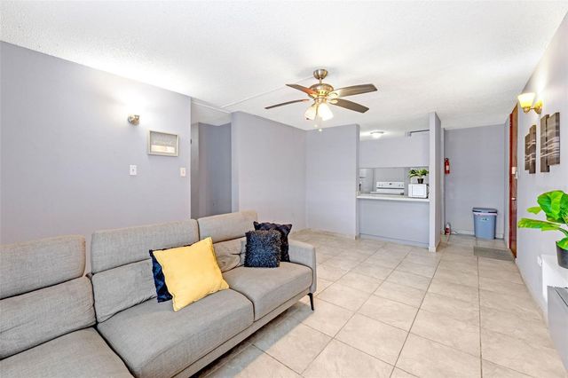 ZURANA ST. COND. JARDINES DE BERWIN APT. D-402, San Juan, PR 00924