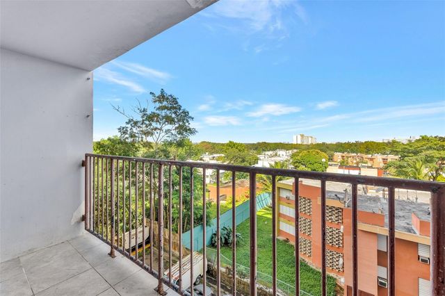 ZURANA ST. COND. JARDINES DE BERWIN APT. D-402, San Juan, PR 00924
