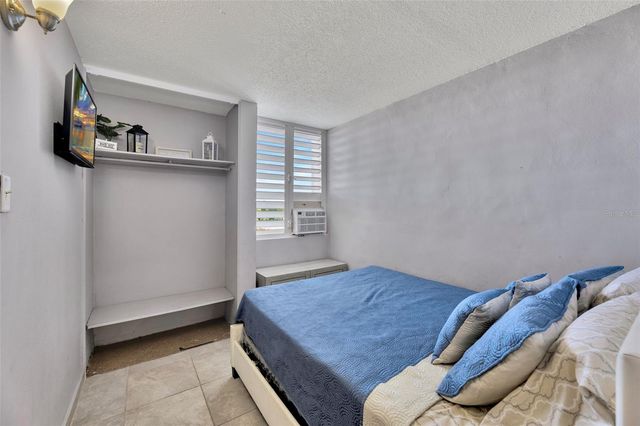 ZURANA ST. COND. JARDINES DE BERWIN APT. D-402, San Juan, PR 00924