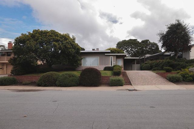 206 Edinburgh Avenue, Monterey, CA 93940
