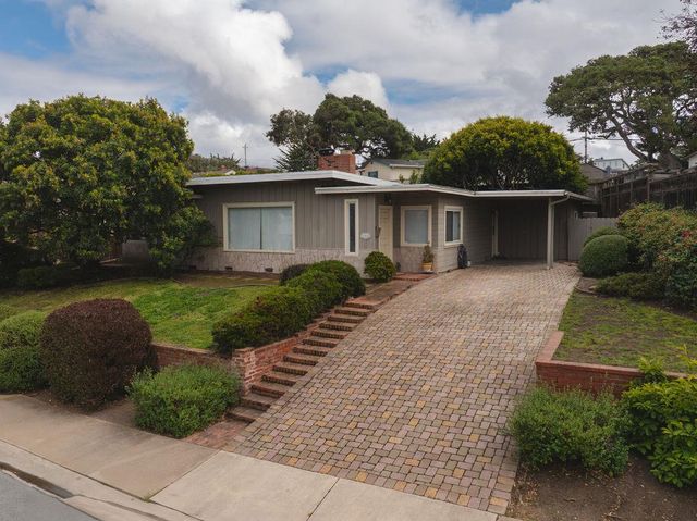 206 Edinburgh Avenue, Monterey, CA 93940