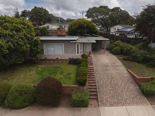 206 Edinburgh Avenue, Monterey, CA 93940