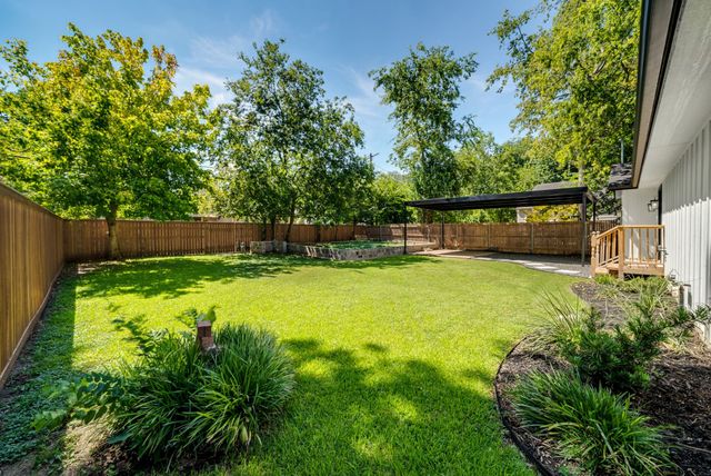 833 N Bailey Avenue, Fort Worth, TX 76107
