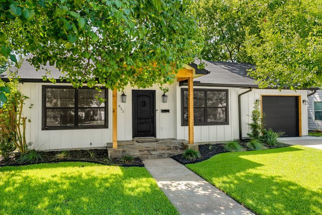 833 N Bailey Avenue, Fort Worth, TX 76107