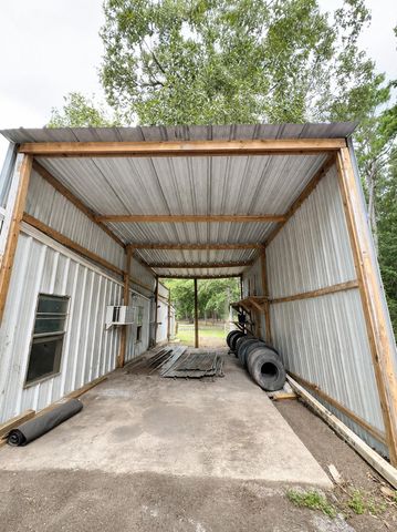 27951 Country Lane, Hockley, TX 77447