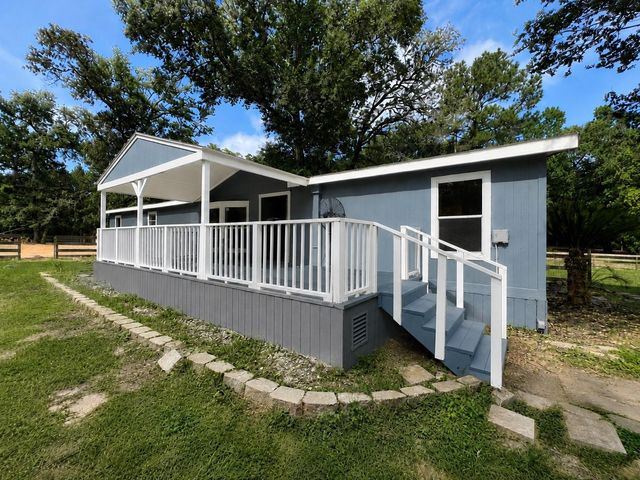 27951 Country Lane, Hockley, TX 77447