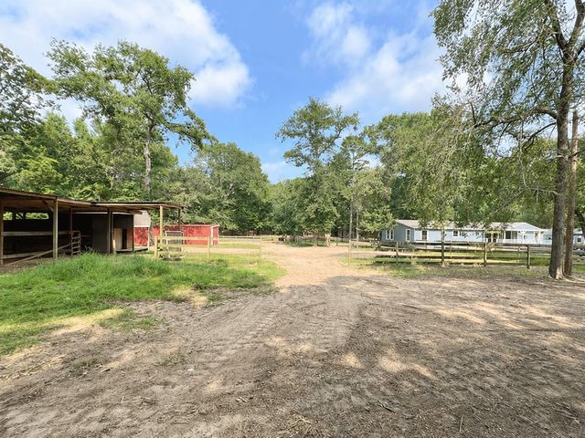27951 Country Lane, Hockley, TX 77447
