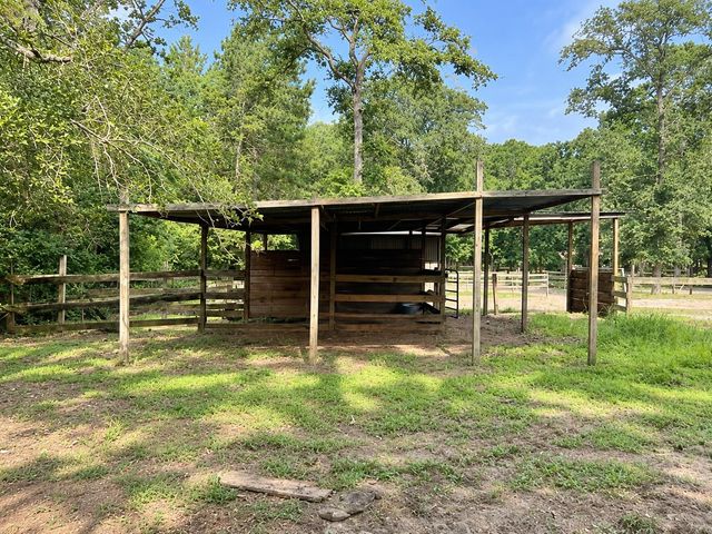27951 Country Lane, Hockley, TX 77447