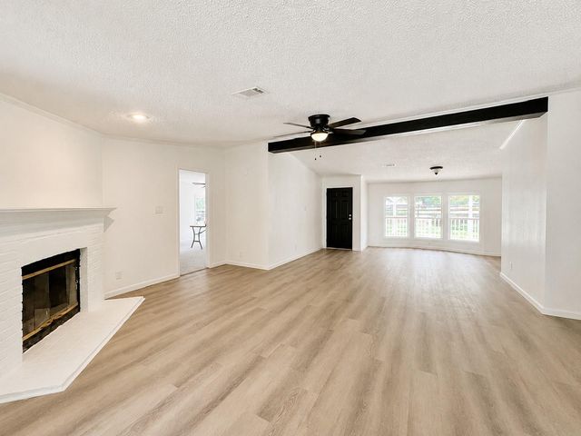 27951 Country Lane, Hockley, TX 77447