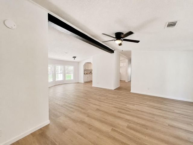 27951 Country Lane, Hockley, TX 77447