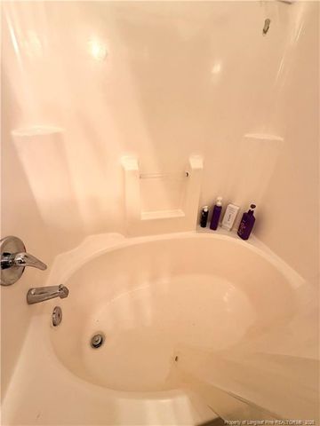 210 Roanoke Drive, Raeford, NC 28376