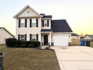 210 Roanoke Drive, Raeford, NC 28376
