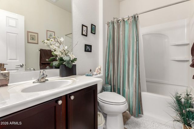 26057 W SEQUOIA Drive, Buckeye, AZ 85396