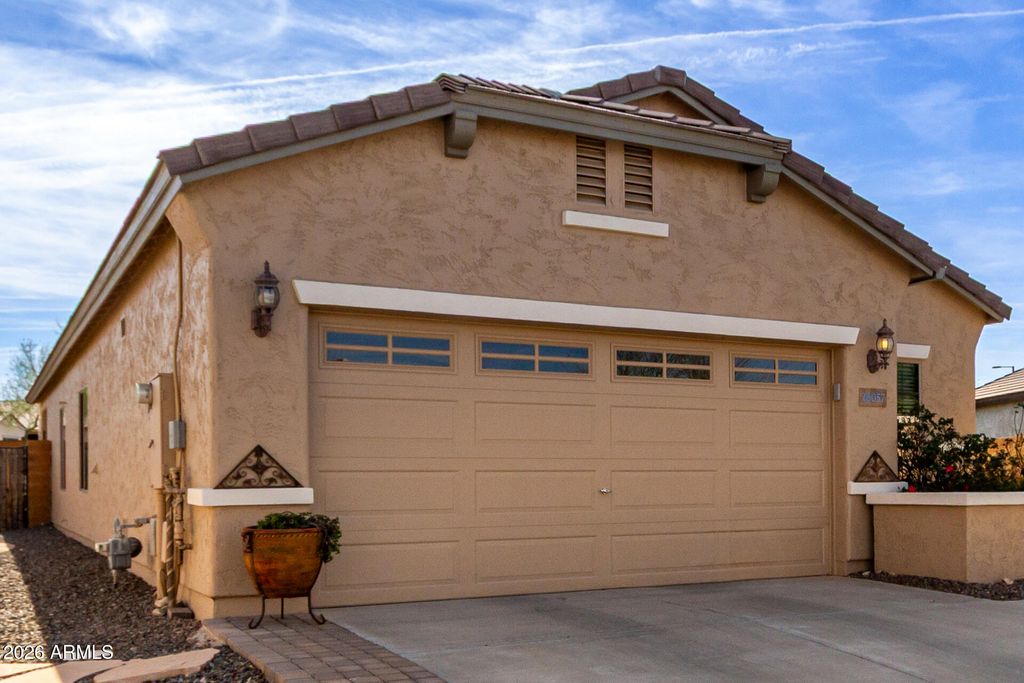 26057 W SEQUOIA Drive, Buckeye, AZ 85396 — photo 4
