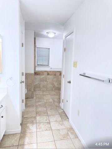 2524 Mockingbird Road, Burleson, TX 76028