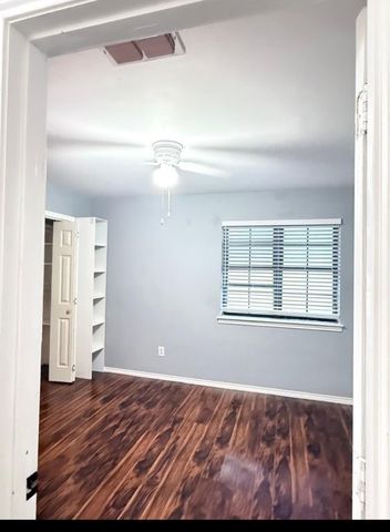 2524 Mockingbird Road, Burleson, TX 76028
