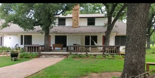 2524 Mockingbird Road, Burleson, TX 76028