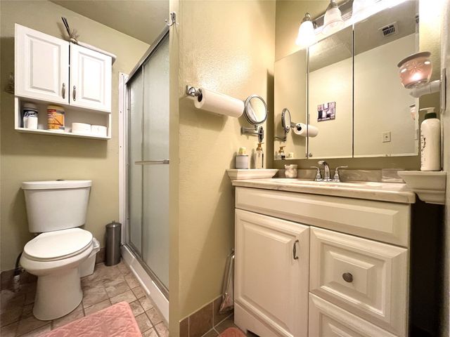 301 Briggs Street, Waxahachie, TX 75165