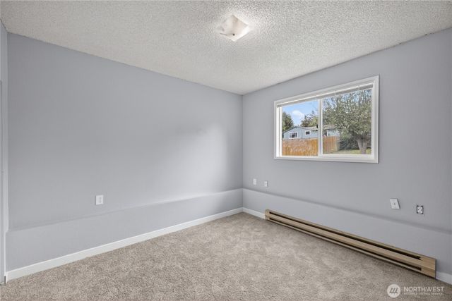 2166 Heritage Way, Oak Harbor, WA 98277