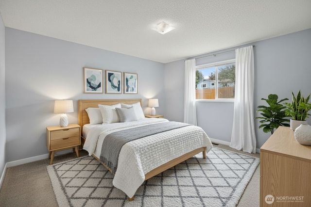 2166 Heritage Way, Oak Harbor, WA 98277