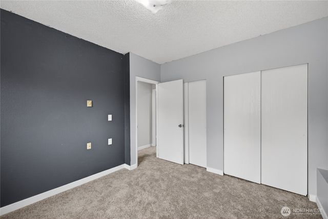 2166 Heritage Way, Oak Harbor, WA 98277
