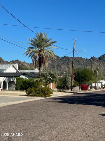 1213 E VOGEL Avenue 3, Phoenix, AZ 85020