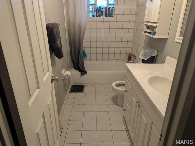 2605 Angela Drive, Granite City, IL 62040