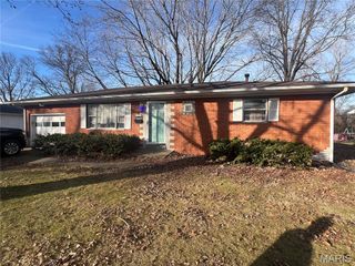 2605 Angela Drive, Granite City, IL 62040