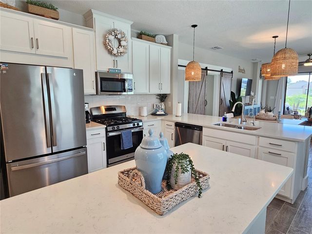 15285 SHADY PALMS LANE, Nokomis, FL 34275