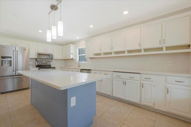 1040 WILD CHERRY Lane, Wellington, FL 33414