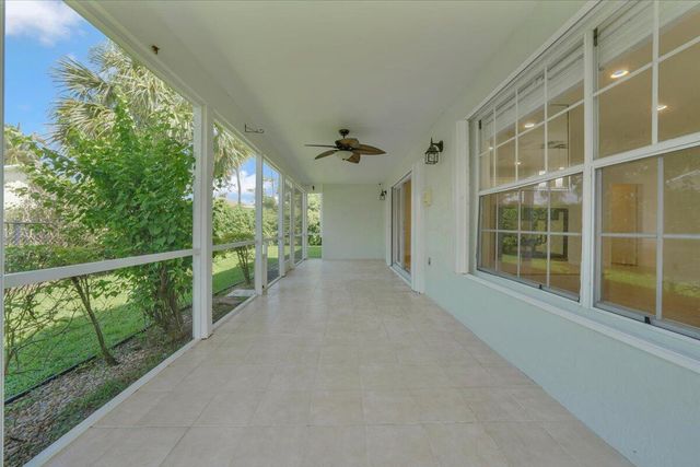 1040 WILD CHERRY Lane, Wellington, FL 33414