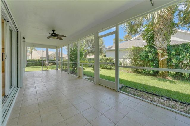 1040 WILD CHERRY Lane, Wellington, FL 33414