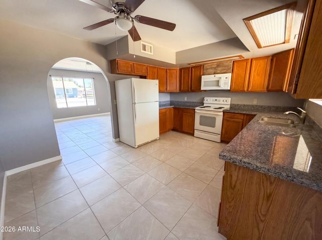 2023 E CINDY Street, Chandler, AZ 85225