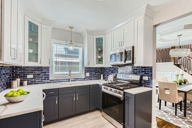 1726 W 106th Street, Chicago, IL 60643