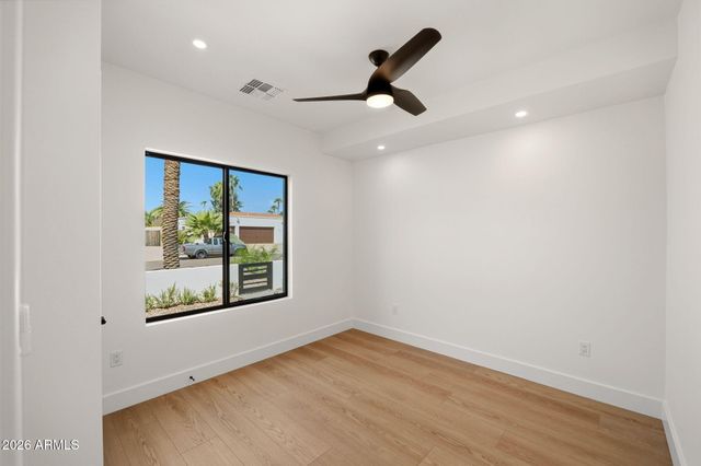 8379 E SAN SALVADOR Drive, Scottsdale, AZ 85258