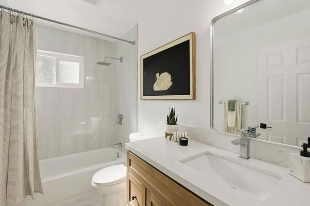 9367 De Camp Dr, La Mesa, CA 91942