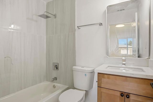 9367 De Camp Dr, La Mesa, CA 91942