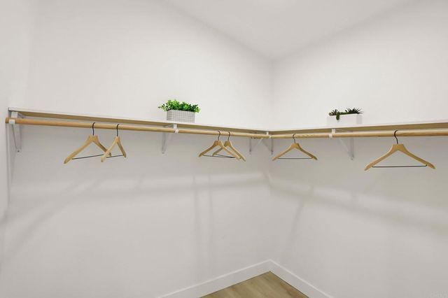 9367 De Camp Dr, La Mesa, CA 91942