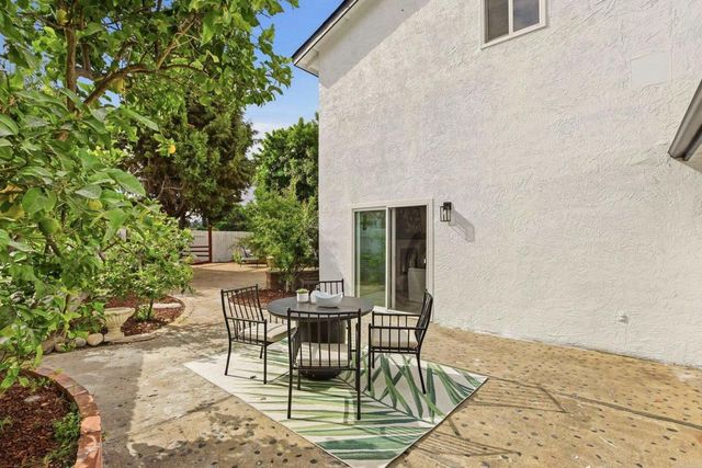 9367 De Camp Dr, La Mesa, CA 91942