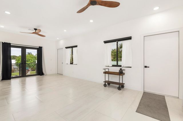 127 Auburn Drive, Lake Worth Beach, FL 33460