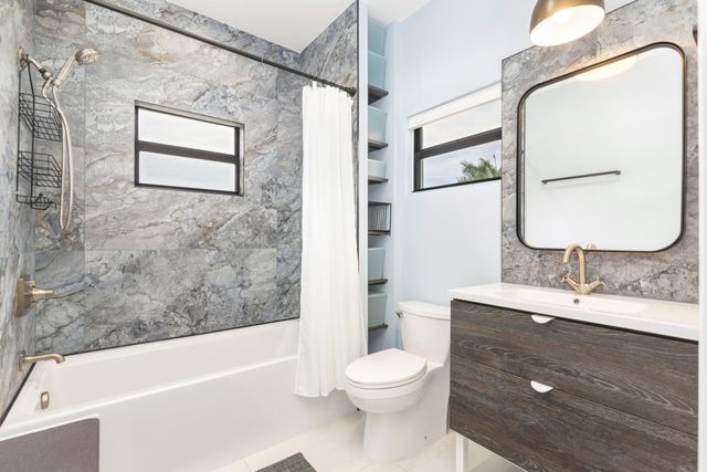 127 Auburn Drive, Lake Worth Beach, FL 33460