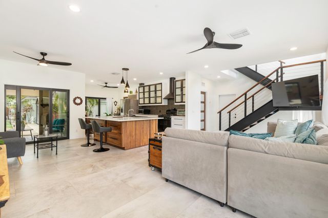 127 Auburn Drive, Lake Worth Beach, FL 33460