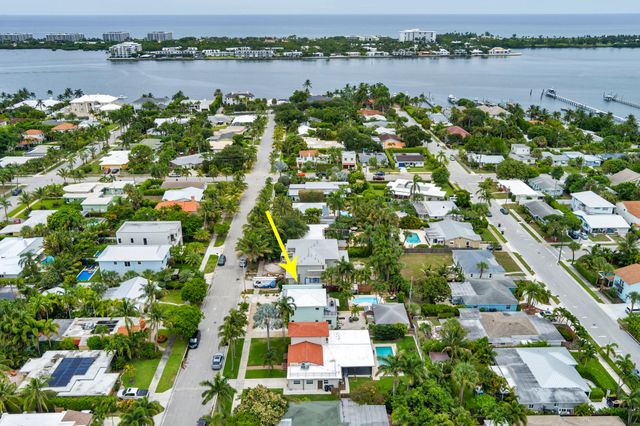 127 Auburn Drive, Lake Worth Beach, FL 33460