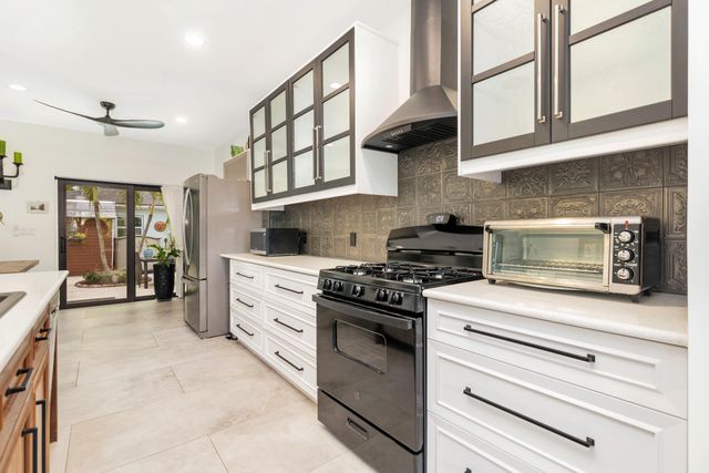 127 Auburn Drive, Lake Worth Beach, FL 33460