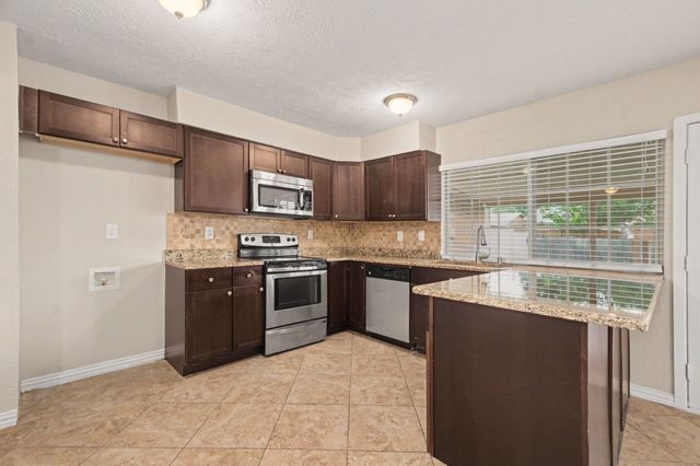 1205 Crestwood Court, Allen, TX 75002