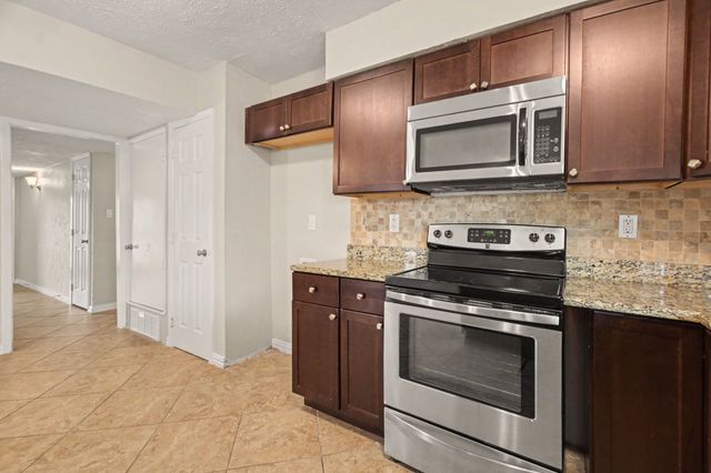 1205 Crestwood Court, Allen, TX 75002