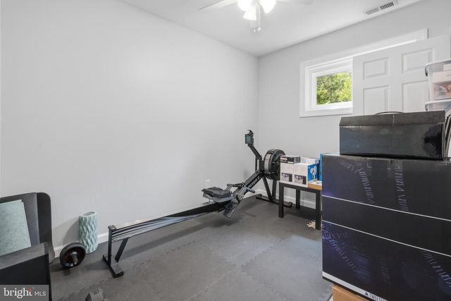 3 STAGECOACH RD, Southampton, NJ 08088