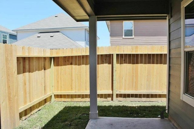 5482 Quail Cove Lane, Houston, TX 77053